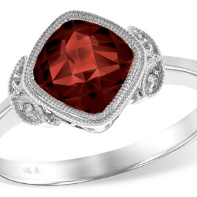 14kw Floral Style Garnet and Diamond Ring